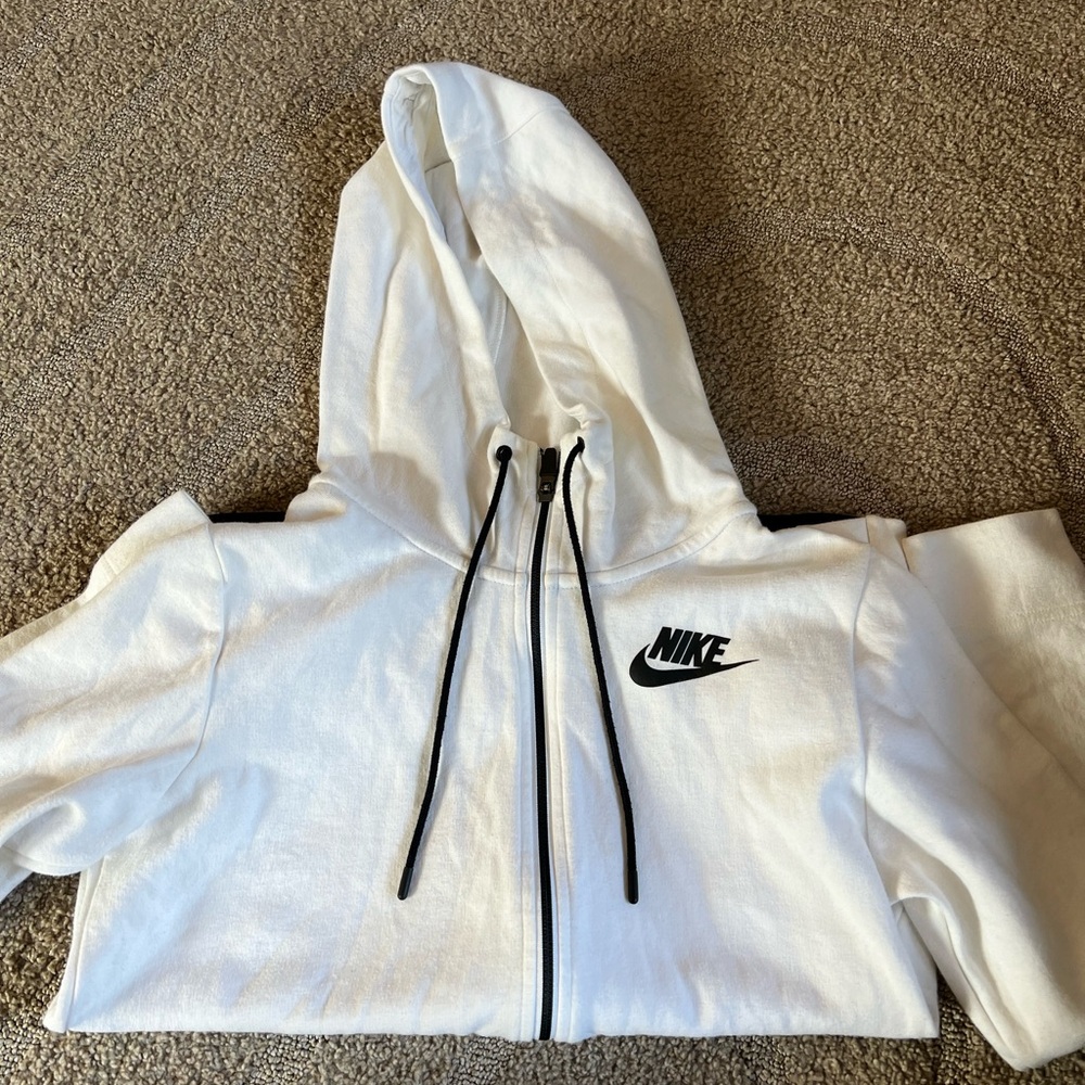 Nike zip up hoodie